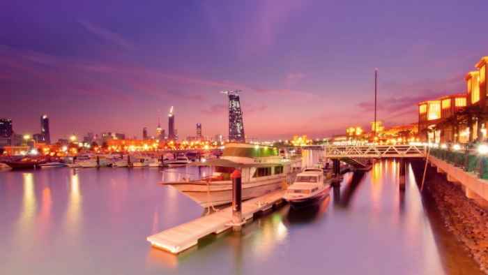 Porto al tramonto in Kuwait