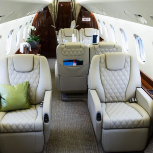Embraer Legacy 650 interior
