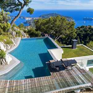Luxury sea view villa