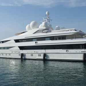 Yacht Constellation 18