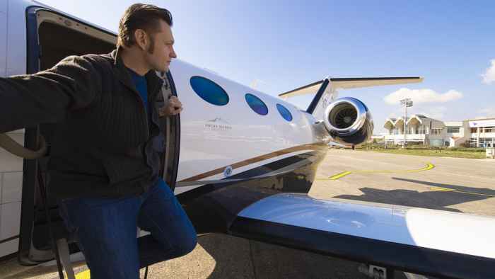 Jet Priv&eacute; Luxury