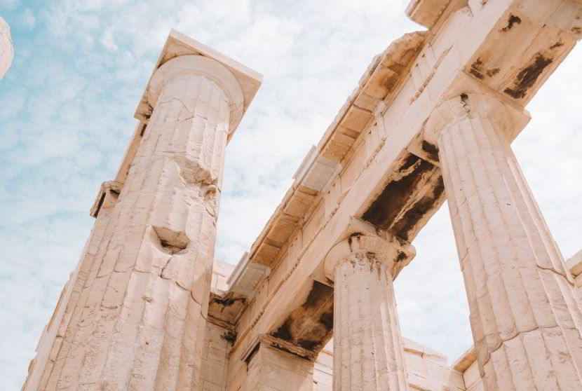 Vola in jet privato da Atene all'Italia