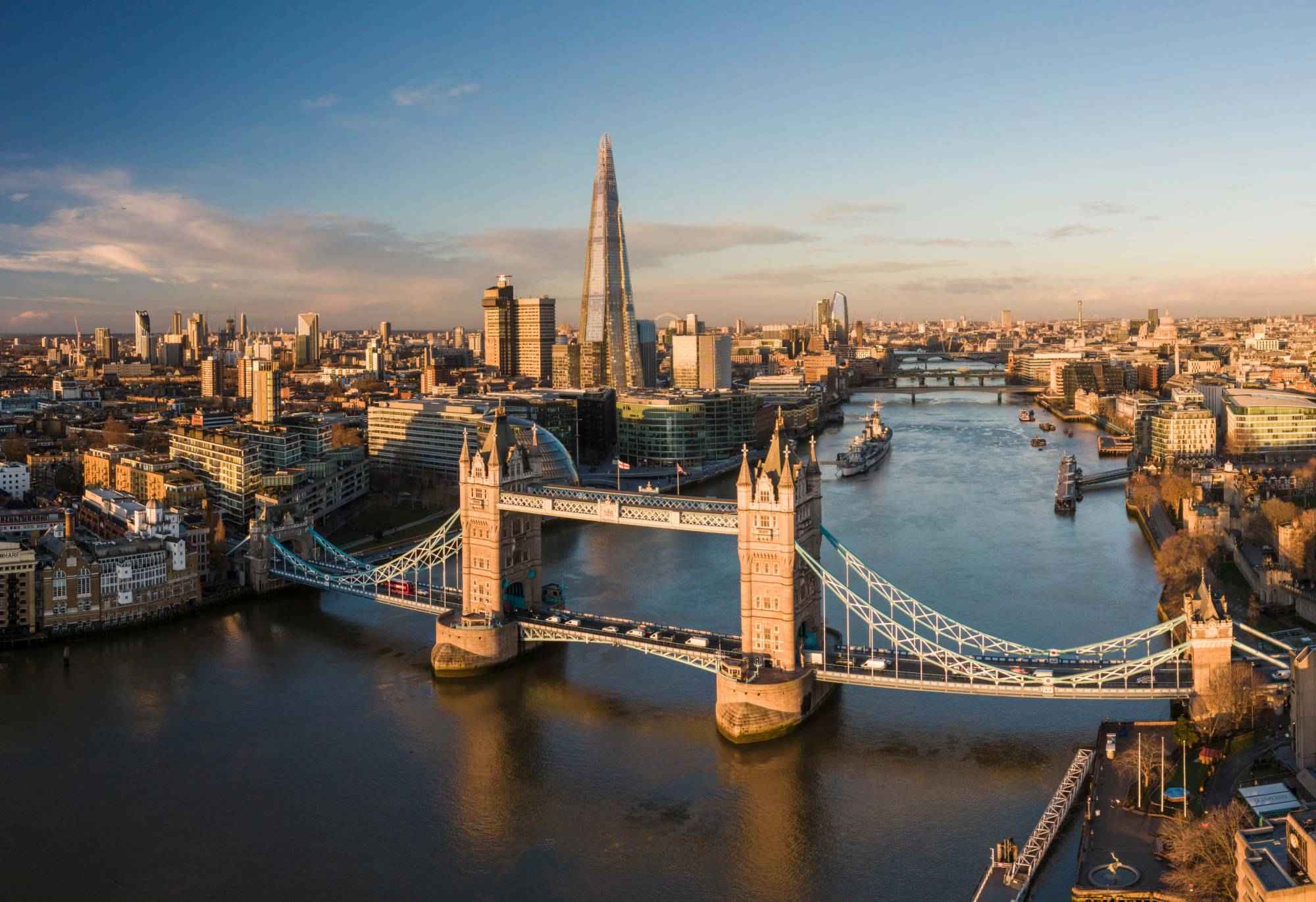 uk-london-aerial-view-of-tower-bridge-over-river