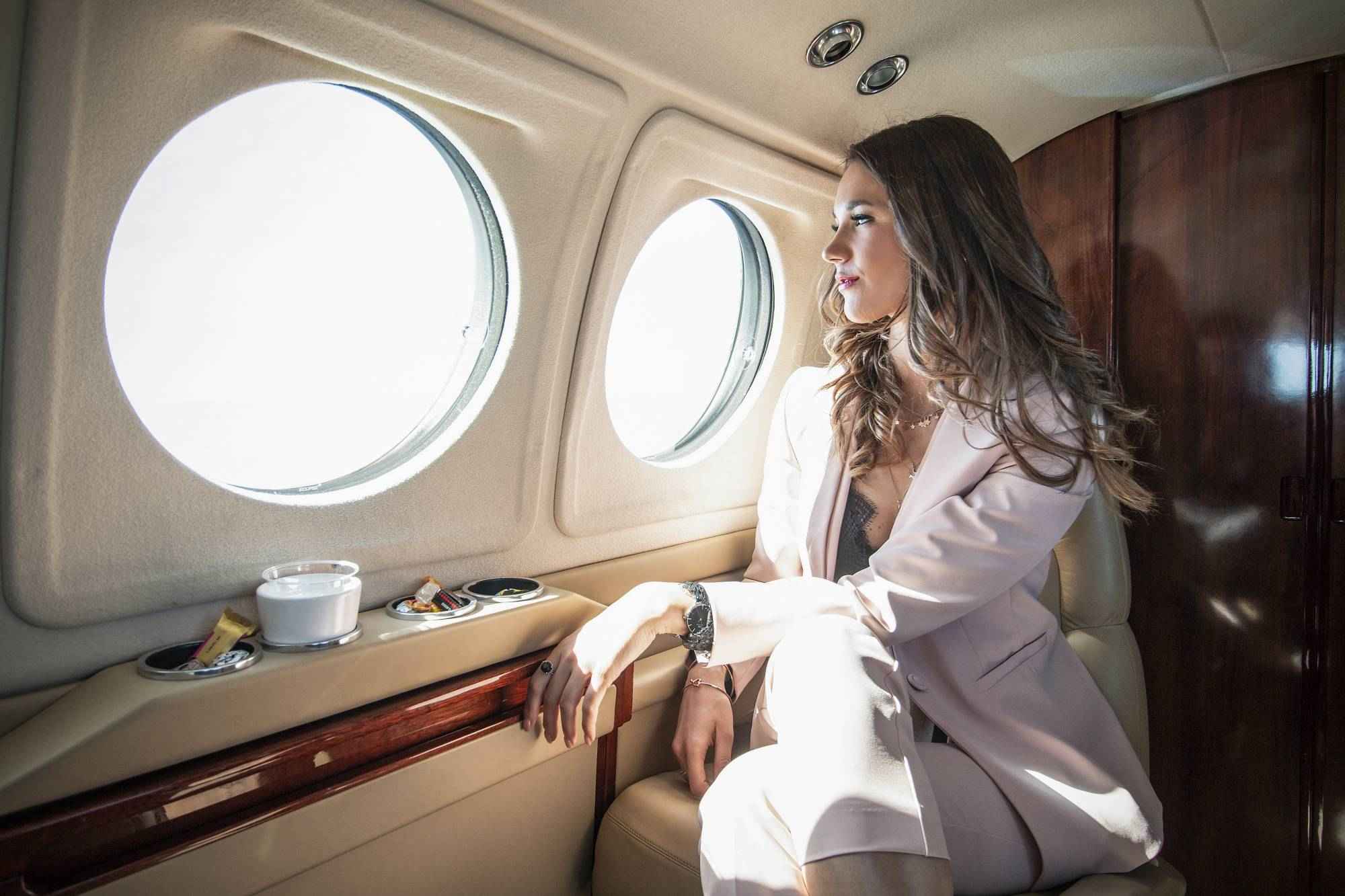 Partnership - fast private jet - the cryptonomist