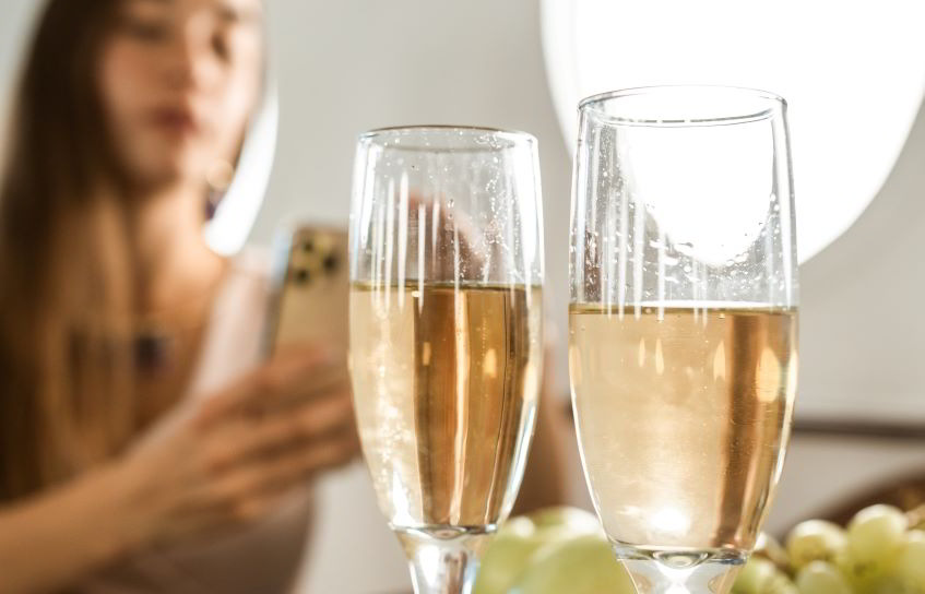 calici di champagne in jet privato