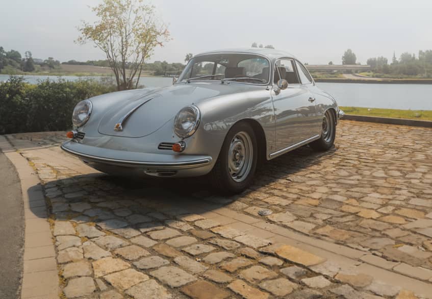 Auto d'epoca grigia | Fast Private Jet