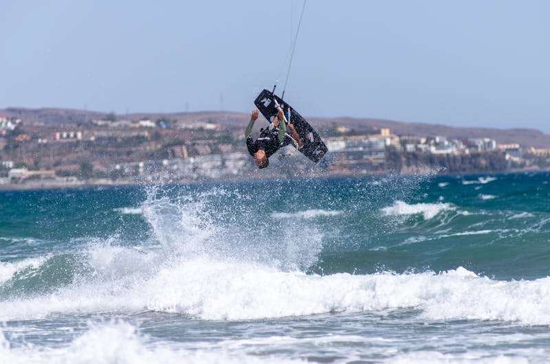 Kitesurf a Maspalomas, località di Gran Canaria | FastPrivateJet