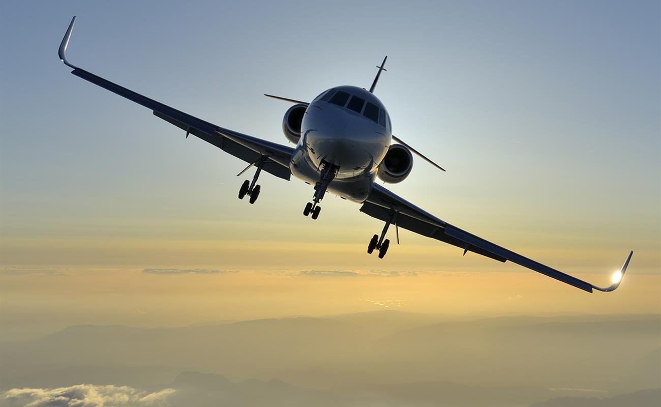 Private jet Falcon2000