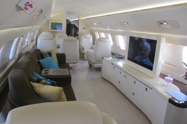 affitto jet privato lineage 1000