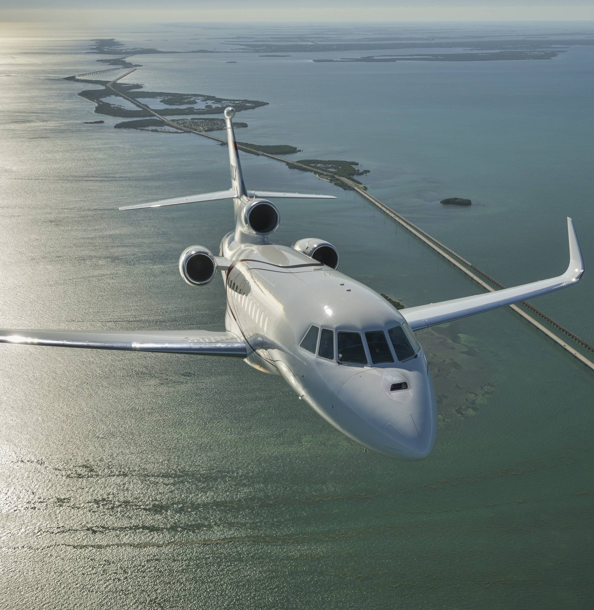 Privatjet Falcon 900LX, Außenansicht