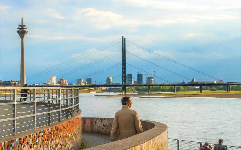 Jet privato Dusseldorf arte e moda