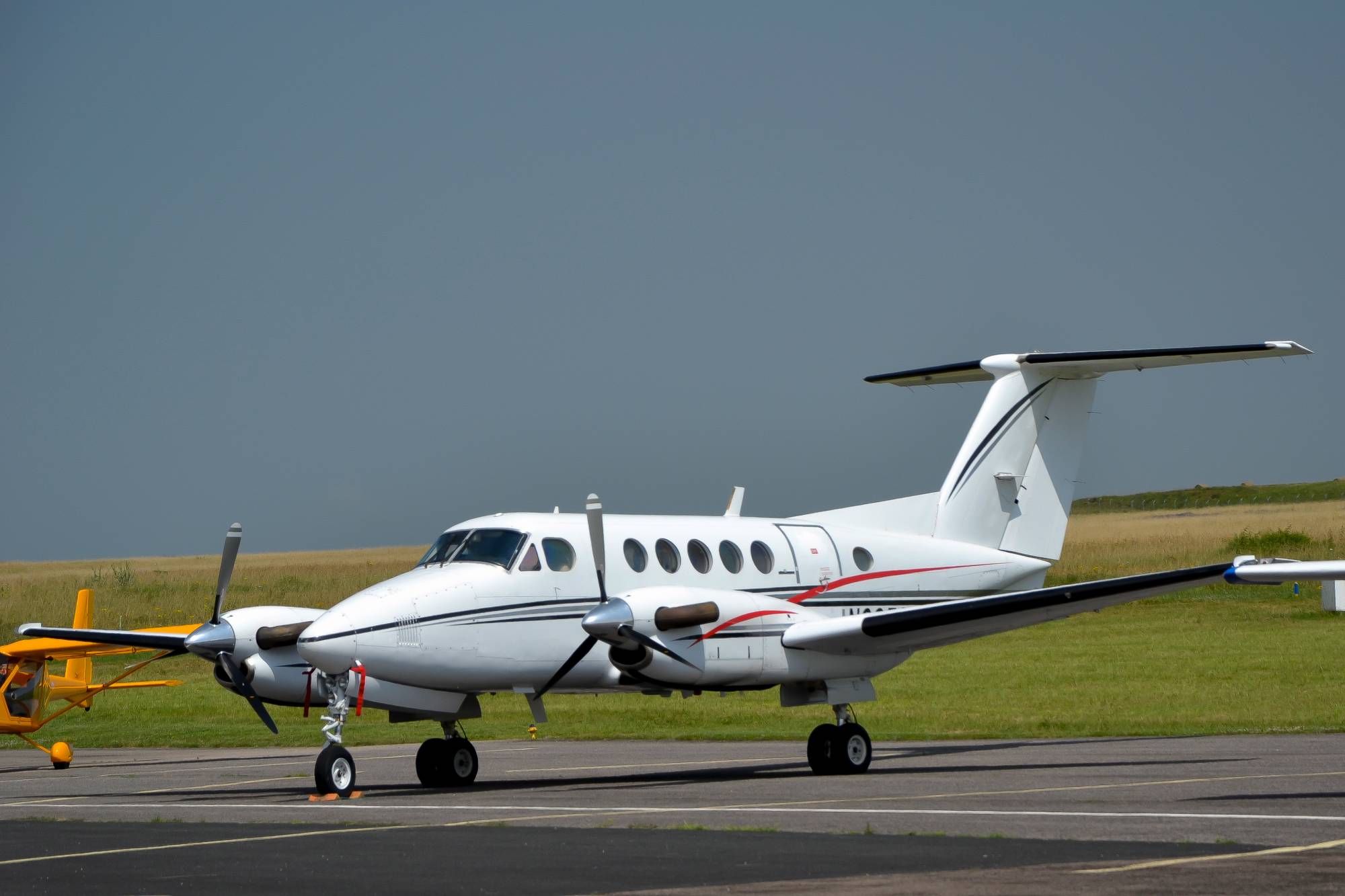 Beechcraft King Air 200 - Private Jet - Global Jet